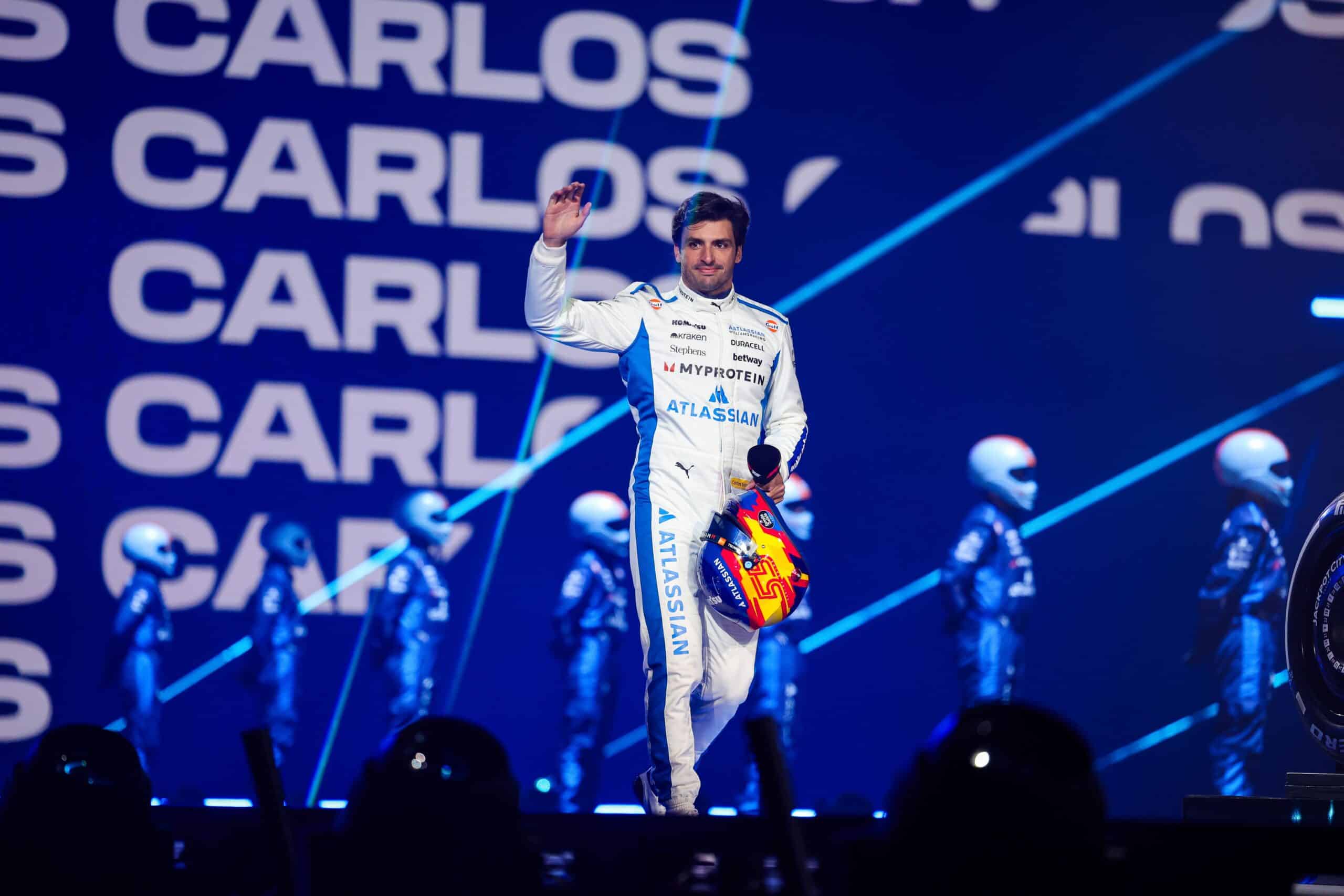 Spekulointi käy jo kuumana Max Verstappenin korvaajasta – Carlos Sainzilta suorat sanat