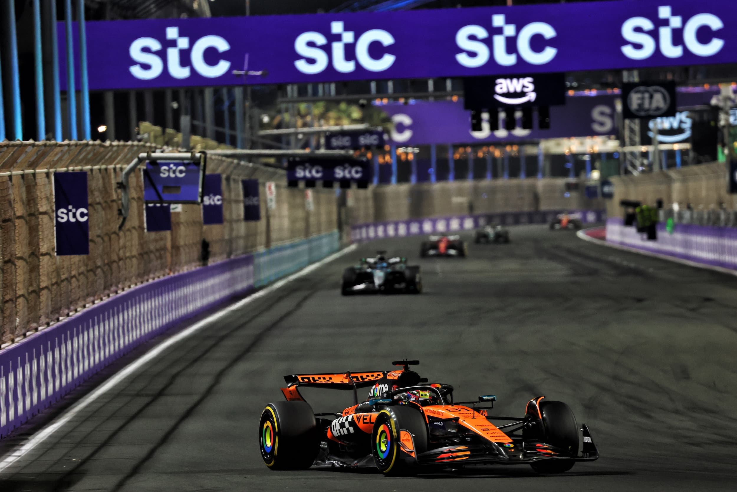 McLarenin leiristä myönnettiin ongelmat