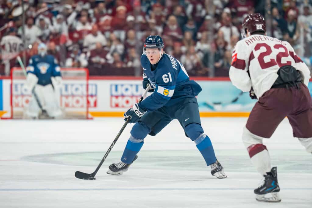 Leijonien Juuso Pärssinen – ”Media liioittelee eroja” Leijonien Juuso Pärssinen – ”Media liioittelee eroja”