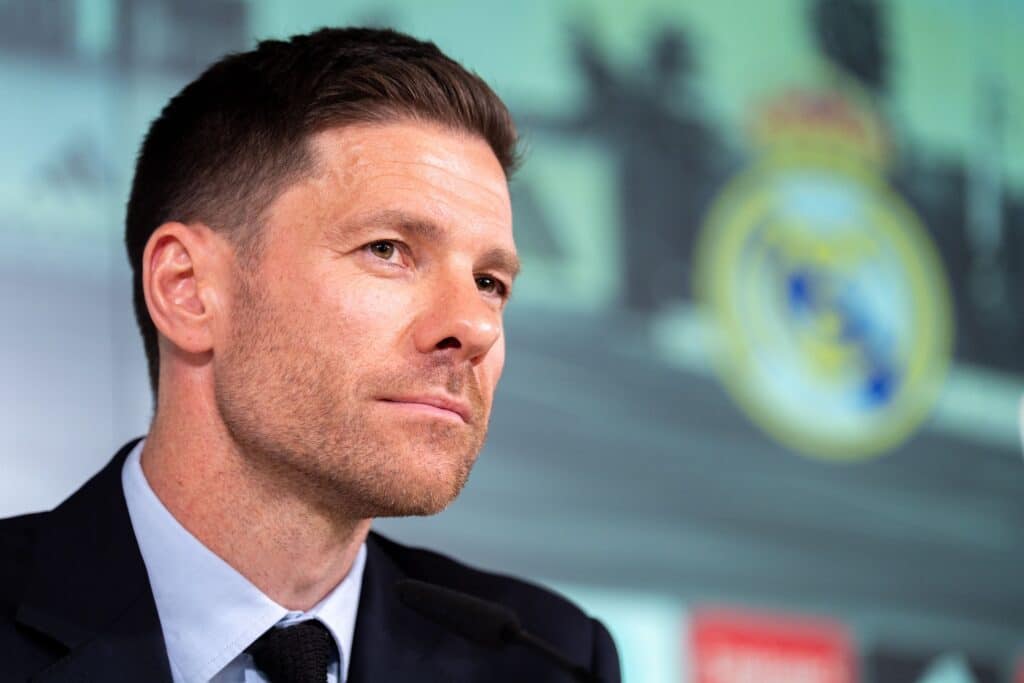 Real Madrid kiirehtii jättikauppaa – Xabi Alonso haluaa ehdottomasti tämän pelaajan Real Madrid kiirehtii jättikauppaa – Xabi Alonso haluaa ehdottomasti tämän pelaajan