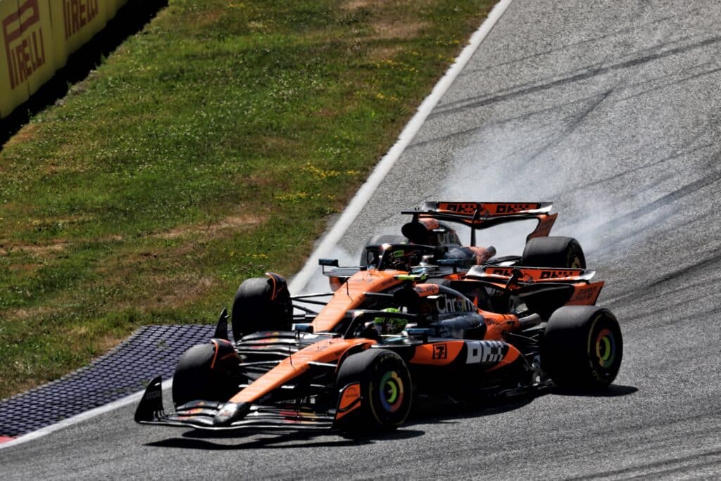 McLaren ylivoimainen Itävallan F1-kisassa - Red Bull-kuljettajan potkut todella lähellä McLaren ylivoimainen Itävallan F1-kisassa – Red Bull-kuljettajan potkut todella lähellä